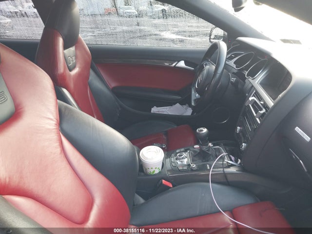 WAUGGAFR0FA010968 Audi S5 Premium Plus