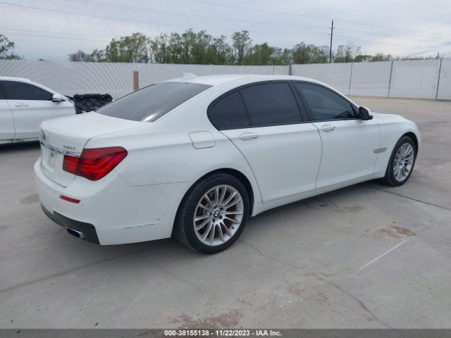WBAYA6C55ED144120 BMW 7 Series 740i