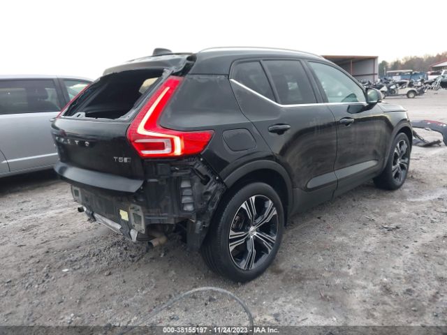 2019 VOLVO XC40 YV4162ULXK2062593 Photo 3
