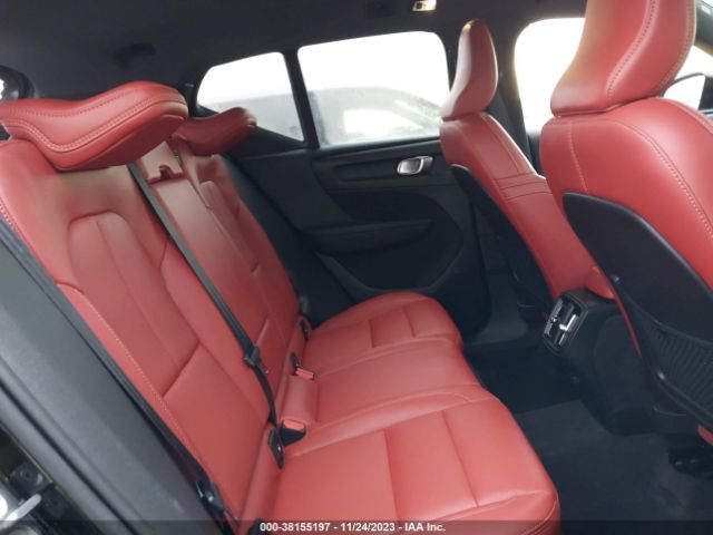 2019 VOLVO XC40 YV4162ULXK2062593 Photo 7