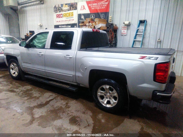 Chevrolet Silverado 1500 2lt 2018 3GCUKREC7JG493773 Image 3