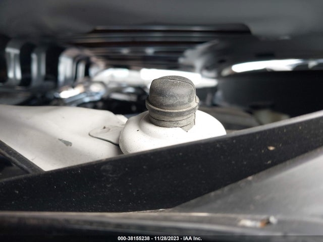 Chevrolet EQUINOX LT 2018 2GNAXJEV9J6119000 Image 10