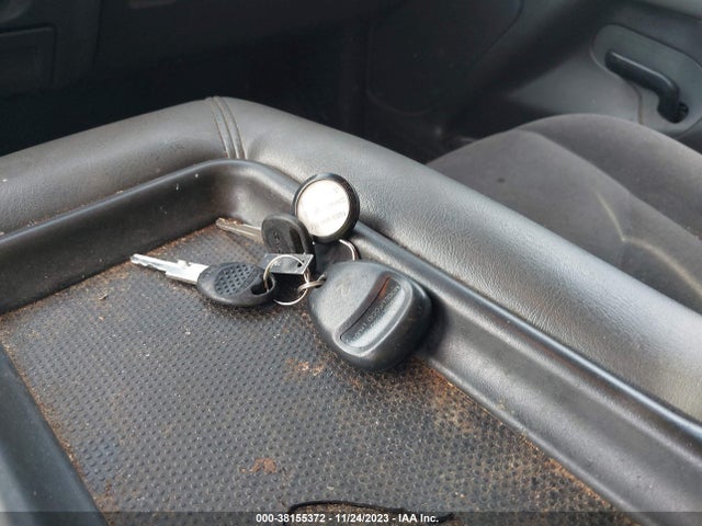 2006 GMC SIERRA 1500 SLE1 VIN: 2GTEC13TX61240226