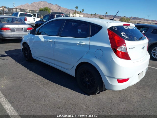 2013 HYUNDAI ACCENT GS VIN: KMHCT5AE2DU093061