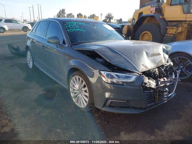 2017 WAUSPBFF8HA038476 main image