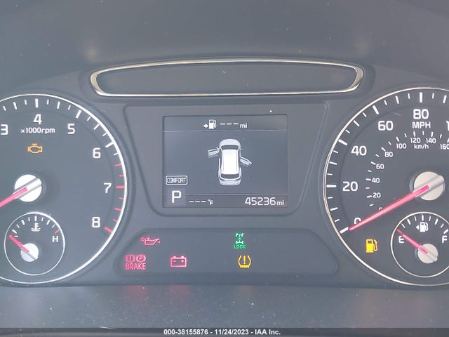 2019 KIA SORENTO 3.3L LX VIN: 5XYPGDA56KG560100