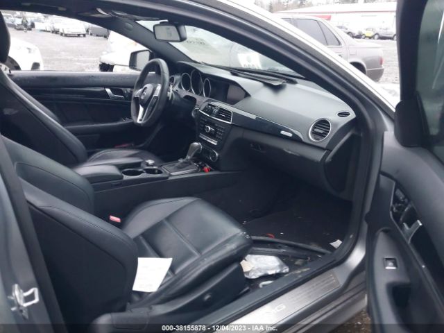 2014 MERCEDES-BENZ C 63 AMG WDDGJ7HB4EG170523 Photo 4