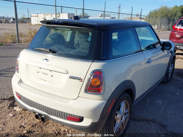 2010 MINI COOPER S WMWMF7C51ATW88636 Photo 3