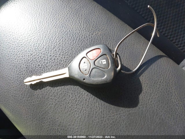 2006 TOYOTA RAV4 SPORT VIN: JTMBD32V366003875