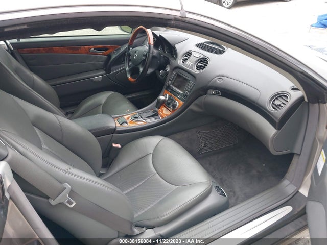 2005 MERCEDES-BENZ SL 500 VIN: WDBSK75F55F087132
