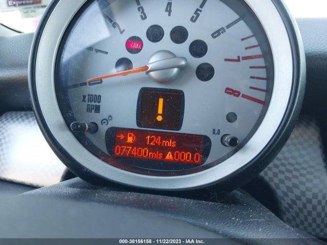 2010 MINI COOPER S CLUBMAN WMWMM3C57ATP76508 Photo 6