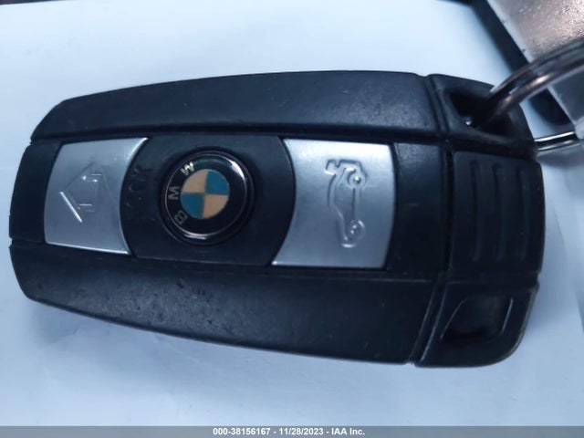 2011 BMW M3 VIN: WBSKG9C54BE646348