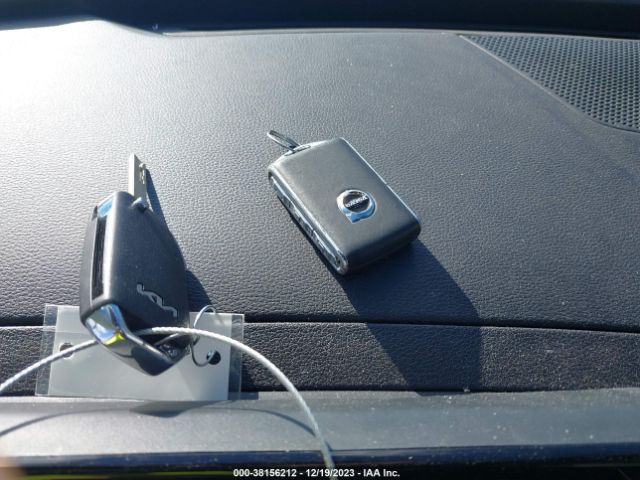 2019 VOLVO S60 7JRA22TM1KG016017 Photo 10