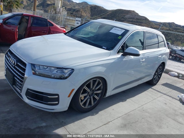 Audi Q7 3.0t Premium 2017 WA1LAAF78HD011718 Image 2