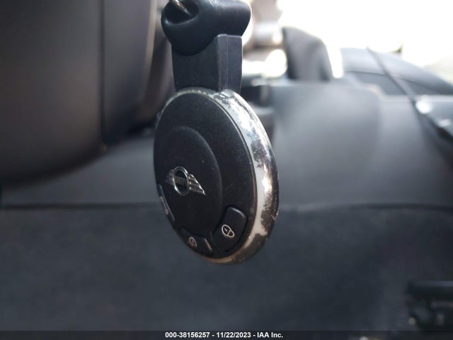 2009 MINI COOPER S WMWMF73569TW81564 Photo 10
