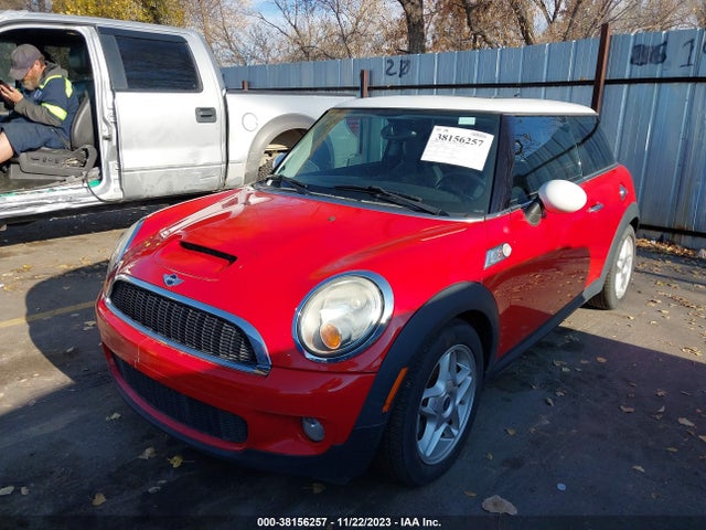 2009 MINI COOPER S WMWMF73569TW81564 Photo 1