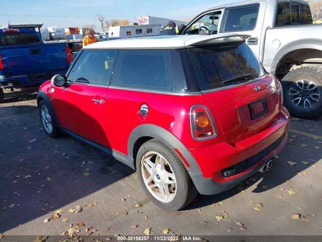 2009 MINI COOPER S WMWMF73569TW81564 Photo 2