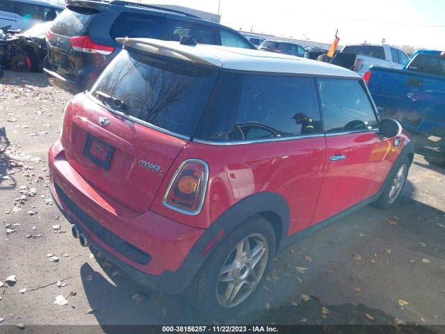 2009 MINI COOPER S WMWMF73569TW81564 Photo 3