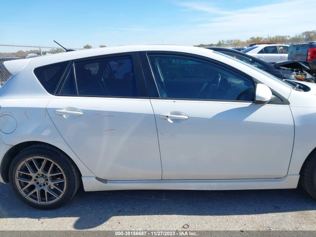2011 MAZDA MAZDA3 S GRAND TOURING VIN: JM1BL1M56B1418877