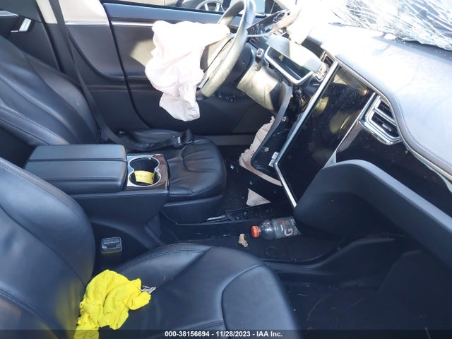 2013 TESLA MODEL S 5YJSA1DN3DFP12107 Photo 4