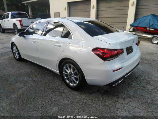 W1K3G4EB0LJ213898 Mercedes-Benz A-class A 220