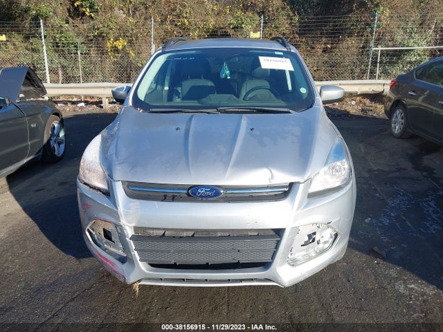 1FMCU0GX6GUC55660 Ford ESCAPE SE