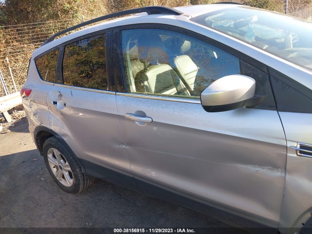 1FMCU0GX6GUC55660 Ford ESCAPE SE