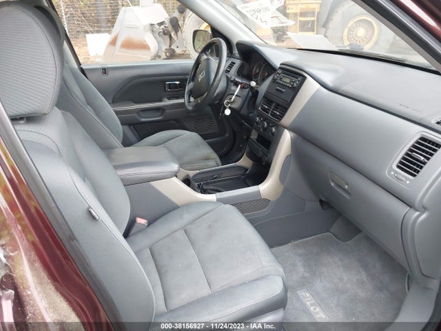 2007 HONDA PILOT LX VIN: 5FNYF28117B033515