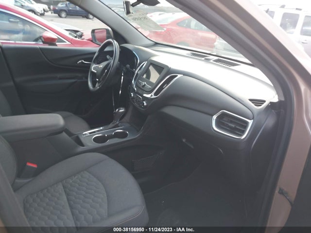 Chevrolet EQUINOX LT 2019 2GNAXKEV5K6107157 Image 5