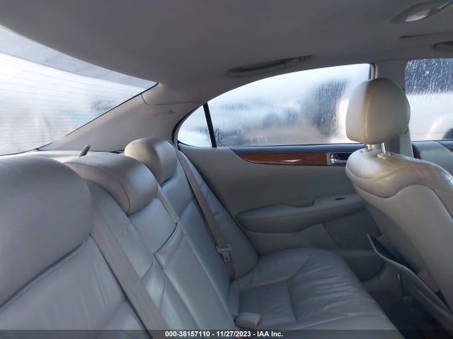 2005 LEXUS ES 330 VIN: JTHBA30G155078106