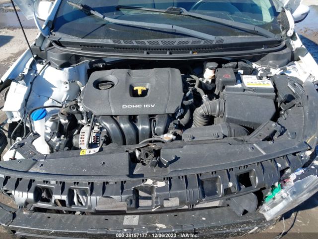 3KPFL4A73JE240821 KIA FORTE S