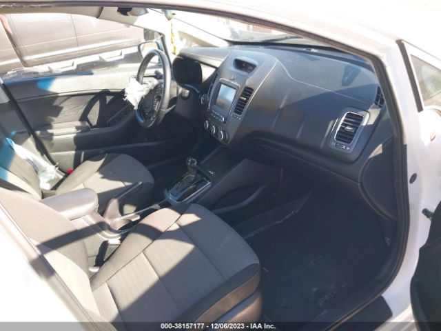 3KPFL4A73JE240821 KIA FORTE S