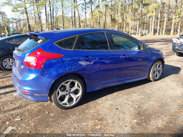 2014 FORD FOCUS ST VIN: 1FADP3L93EL372615
