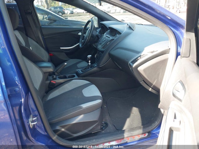 2014 FORD FOCUS ST VIN: 1FADP3L93EL372615