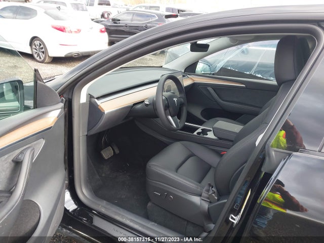2023 TESLA MODEL Y 7SAYGAEE0PF863422 Photo 4
