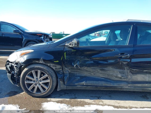 2016 HYUNDAI ELANTRA SE VIN: 5NPDH4AE5GH653142