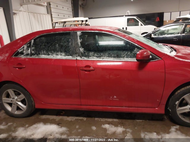 2014 TOYOTA CAMRY SE VIN: 4T1BF1FK5EU806708