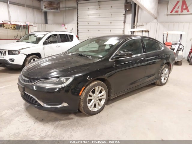 Chrysler 200 Limited 2015 1C3CCCAB5FN654773 Image 2