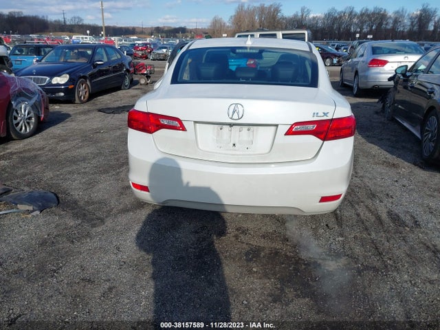 Acura Ilx 2.0l 2014 19VDE1F70EE012010 Image 16