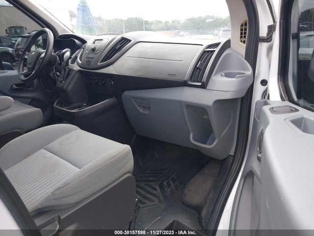 Ford Transit-150 2015 1FTNE1YG1FKB13984 Image 5