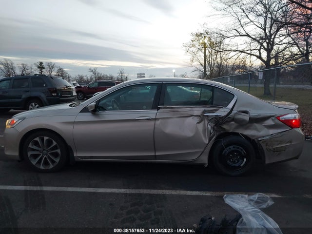Honda Accord Sport 2015 1HGCR2F57FA218815 Image 14