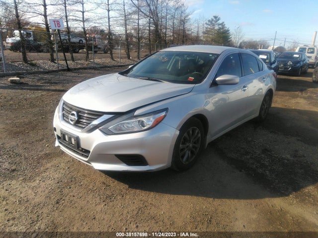 Nissan Altima 2.5 S 2018 1N4AL3AP4JC194062 Image 2