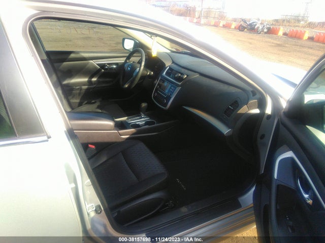 Nissan Altima 2.5 S 2018 1N4AL3AP4JC194062 Image 5