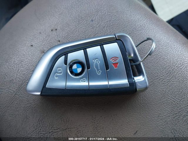 5UXCW2C06N9J23712 BMW X7 Xdrive40i
