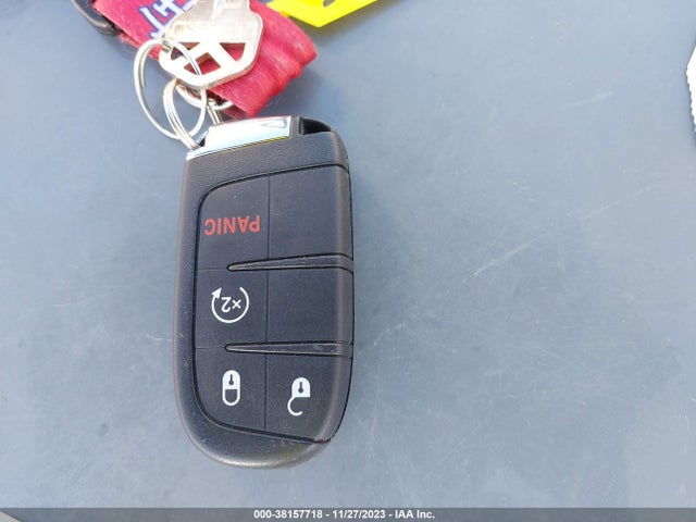 3C4NJCBB9JT502268 Jeep Compass Latitude Fwd