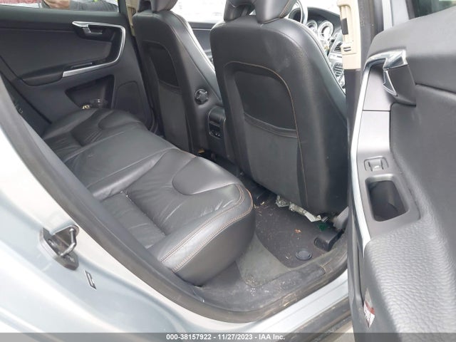 2012 VOLVO XC60 T6/T6 PLATINUM/T6 PREMIER PLUS/T6 R-DESIGN/T6 R-DESIGN PLATINUM/T6 R-DESIGN PREMIER PLUS VIN: YV4902DZ5C2339290