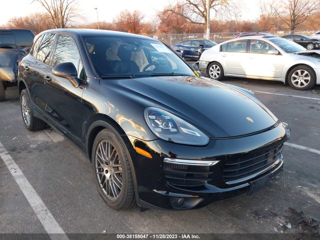 2016 PORSCHE CAYENNE WP1AB2A2XGLA96639 Photo 0