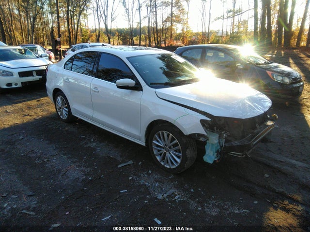 2011 VOLKSWAGEN JETTA SEDAN SEL W/SUNROOF VIN: 3VWLX7AJ5BM372293