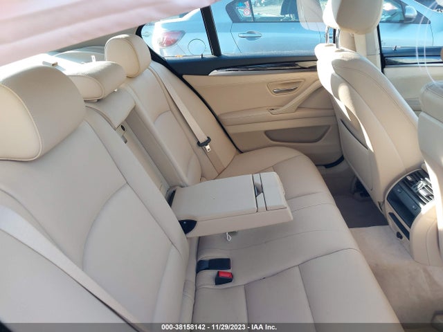 BMW 535i Xdrive 2014 WBA5B3C53ED531988 Image 8