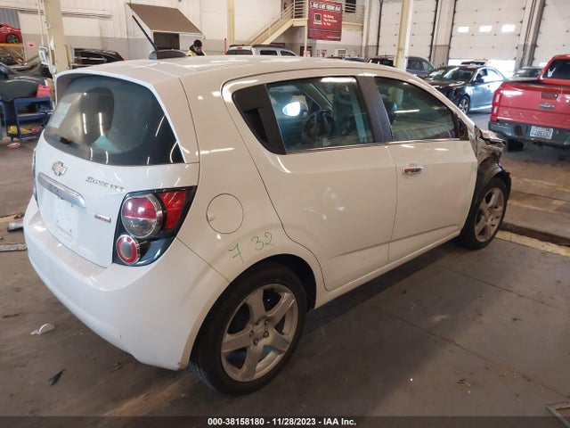 Chevrolet Sonic Ltz Auto 2015 1G1JE6SB0F4147369 Image 4
